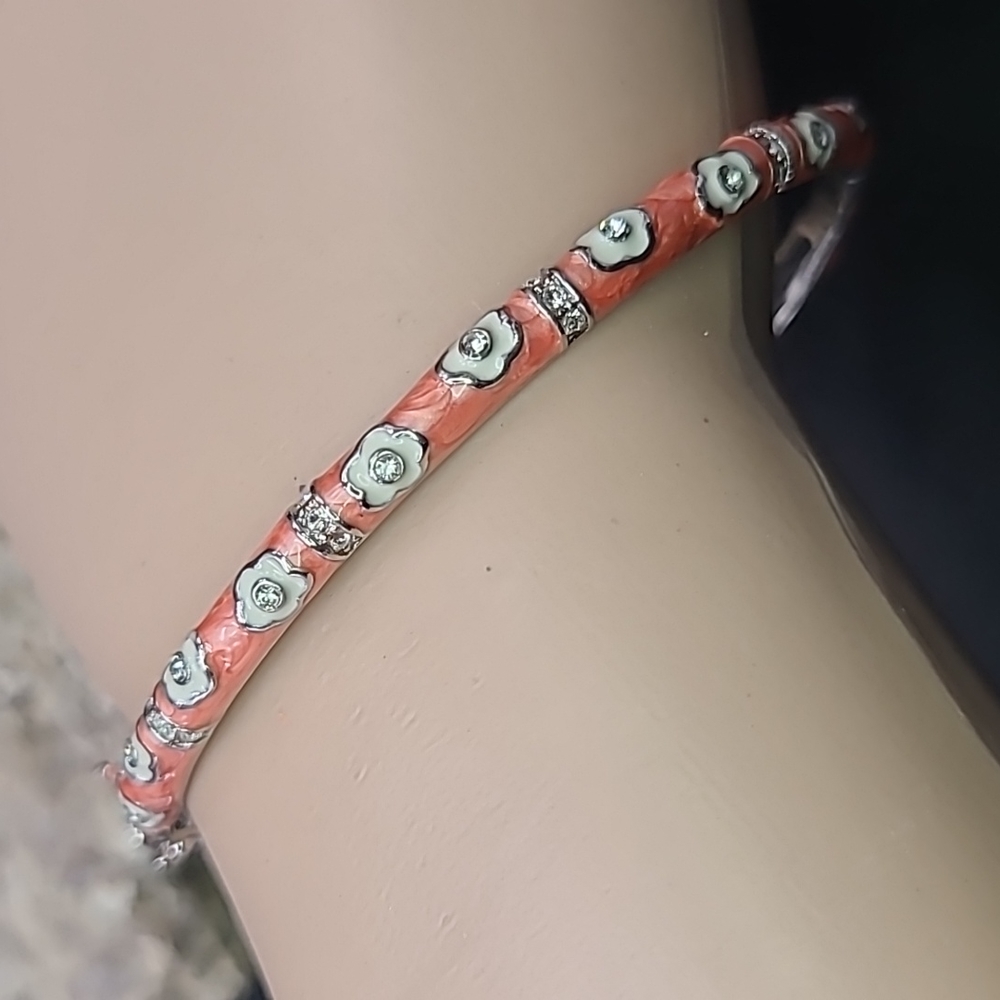 LAUREN G ADAMS Daisy Love Stackable Coral Enamel Crystal/Rhinestone Bracelet - Picture 8 of 16